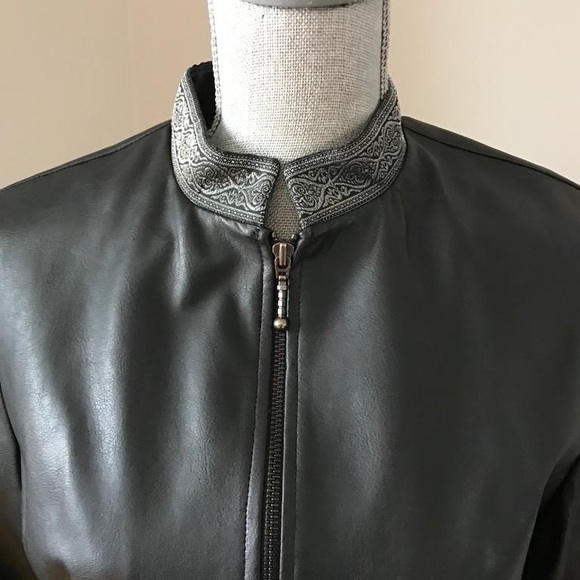 Farouche Jacket - Picture 5 of 5